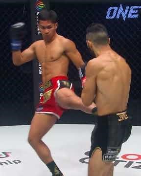 Relive Superbon's SAVAGE headk kick KO on Giorgio Petrosyan in 2021!💥