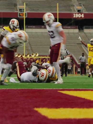 Parker Knutson INT at Gopher Football 2026 Spring Game
