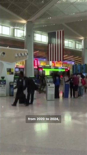 Fake Pilot, Free Flights: Fmr Flight Attendant Pleads Guilty to Fraud After Getting 100s of Flights