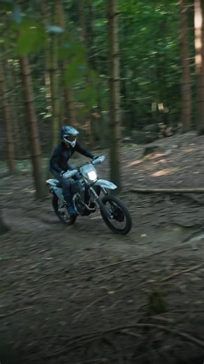 Husqvarna Motorcycles on Instagram: "Turn the volume up and let the FE 350 Pro take over. This is what performance sounds like. #Husqvarna #RideHusqvarna #GoRide #Enduro #EnduroPro #FE350"
