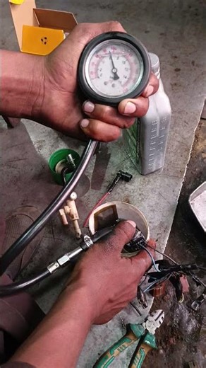 fuel pump check valve with meter