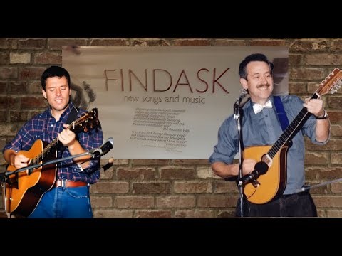 Findask at St Andrews Folk Club 21-8-83 (artiste only)