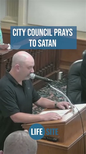 City council meeting in Ottumwa, Iowa, opened with a prayer to Satan...