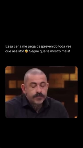 𝗟𝗶𝗻𝗵𝗮 𝗔𝗻𝘁𝗶𝗴𝗮 on Instagram: "Você lembra dessa cena icônica do Henrique Fogaça? 🍽️ A tensão no MasterChef era palpável! 🤯 Quem não se emocionou com a sinceridade dele? Essa é a magia do programa: a mistura de talento e emoção! Relembrar esses momentos nos faz valorizar ainda mais a gastronomia e as histórias por trás de cada prato. 🍲✨ Comenta qual cena te marcou mais! 👇 #nostalgia #masterchefbrasil #henriquefogaca #culinaria #programadeculinaria"