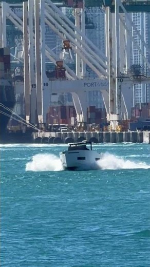 🇺🇸 POV: Spring Break Miami Beach, Florida ☀️ USA #shorts