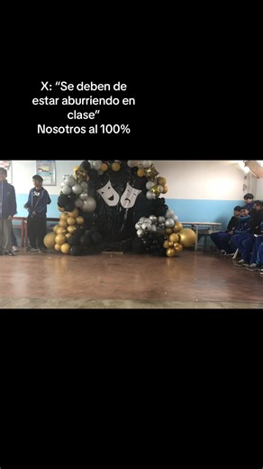 Pablo, Tyrone, Uniqua, Tasha y Austin cantan