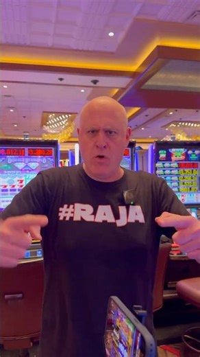 Hitting the MAJOR JACKPOT on a Jackpot Feature! #slots #casino #vegas