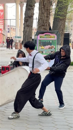 Nerd Breaks Lid Girls SCREAM😈😱