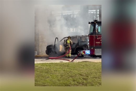 VIDEO: Kilgore Fire Department responds to car fire near Highway 42