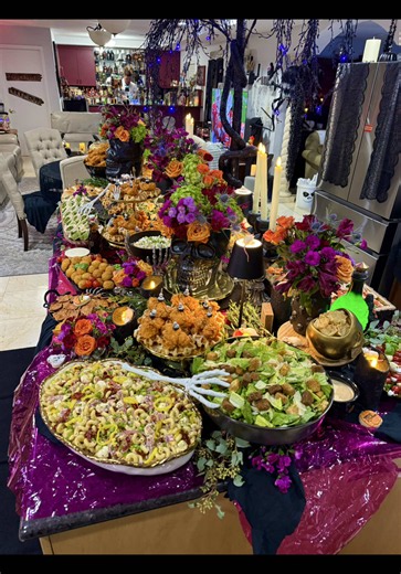 Halloween Party Menu Ideas: Spooky Buffet Menu & Recipes