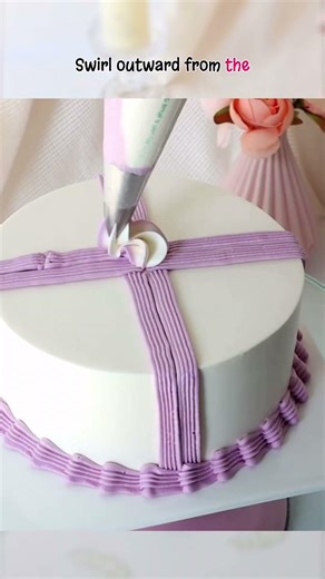 Elegant Pink Vintage Buttercream Cake Decorating Tutorial 🎀✨#shorts #cakedecorating #cakeart