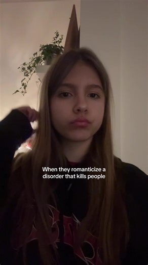 #mh | disorder that makes you see demonic faces