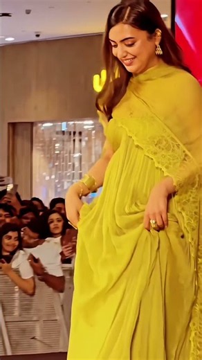 Nazriya Nazim Stunning Look at Dubai Event 🔥 Suriya Scene Movie Event #Nazriya #NazriyaNazim #Dubai