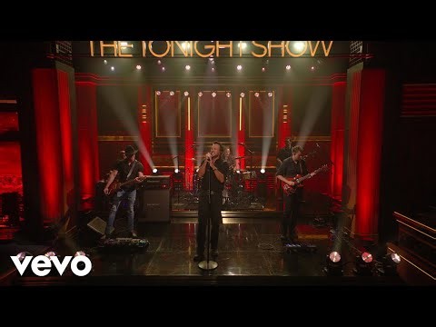 Luke Bryan - Signs (Live From The Tonight Show Starring Jimmy Fallon)