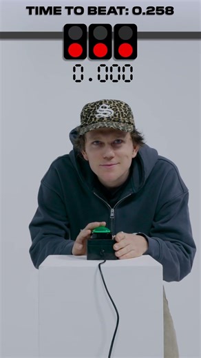 F1 Driver Reaction Test ft. Nyck De Vries