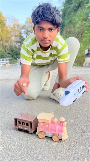 My new Ekta remote control bullet train ki unboxing ☹️ tasing toys