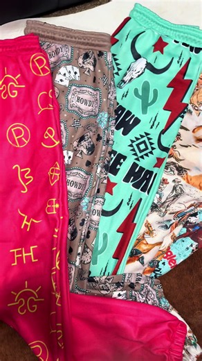 Cowgirls, pick your favorite 😍⬇️⬇️ #western #cowgirl #cowgirlstyle #westernstyle #westernfashion