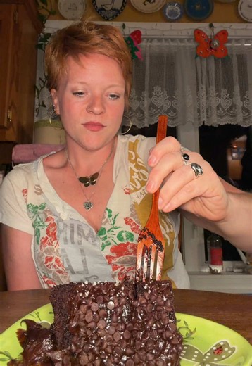 Linda’s Fudge Cake Cheesecake Factory – Linda’s Fudge Chocolate Cake