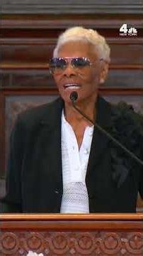 Dionne Warwick pays tribute to music legend Clive Davis at funeral | NBC New York