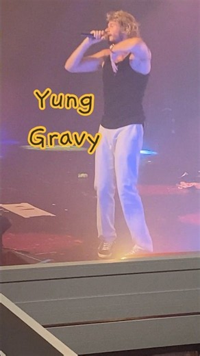 Yung Gravy live at #hoborlandoblues