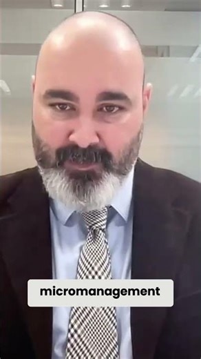 Leader Visibility: Balance Presence Without Micromanagement