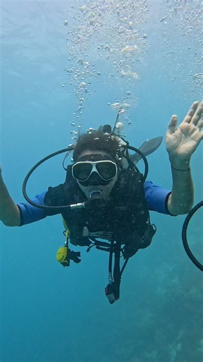 Pahli baar itni himmat ki maine scuba diving ke liye 🤩 | Scuba Diving in Maldives | kabitaskitchen