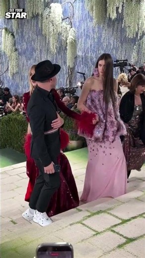 Nicole Kidman and Sunday Rose shine together on the red carpet ✨👑