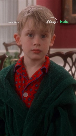 Still gives us all the feels. 🥹 Home Alone is streaming on Disney and Hulu. | Disney