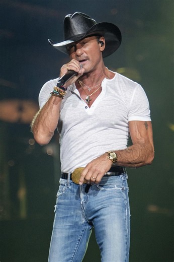 Tim McGraw inducted into Country Music Hall of Fame