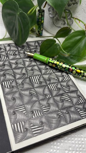 Shimmer Magic Fountain Pen on Bumpy Paper — Doodle & Zentangle Demo