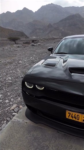 Dodge Challenger SRT Hellcat – The Ultimate American Muscle Car