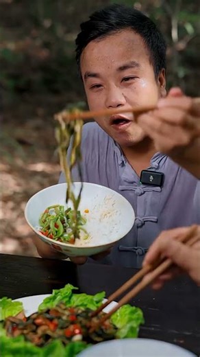 Nan happy to see Dazhuang wash dishes food blind box