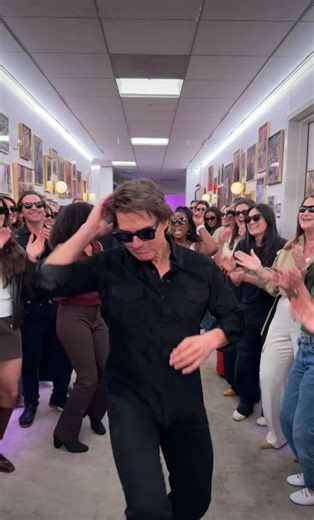 WATCH: Tom Cruise Brings Risky Business to Jennifer Hudson's Spirit Tunnel [Video]