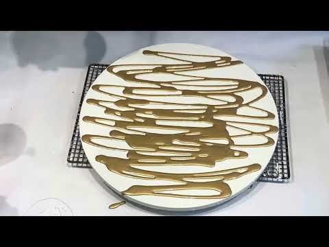 SIMPLISTIC Minimalistic earthy metallicS shimmer/ something simple is best/ acrylic fluid art