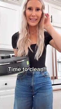 Roomba 1000 Vacuum & Mop in One Review | How I Use This 2-in-1 Floor Cleaner