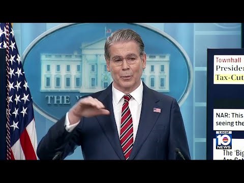 Iran threatens to disrupt Gulf trade in response to US naval blockade