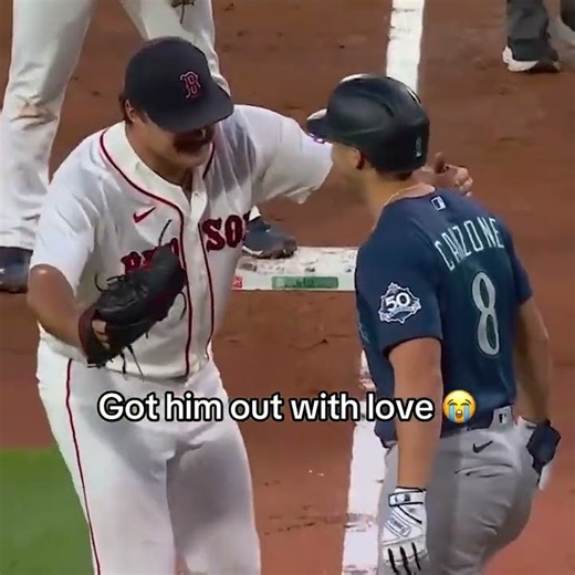 Payton Tolle during Mariners-Red Sox 😂