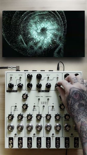 SOMA LYRA-8 + #touchdesigner