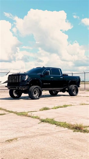 BCM13 Bronco or BCM14 Denali Ultimate—what’s your pick? 👀🖤 One order. Both builds. Time’s running out ⏳ Grab your gear before the Double Dip ends 🔥 BarnicleCustomMotorsports.com #brockbarnicle #swocc