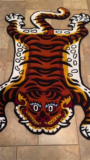 Creating a Vibrant Tiger Rug from Start to Finish
