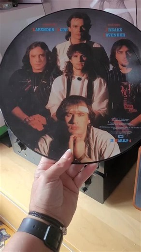 Marillion, Freaks 🎶💕🎵💕