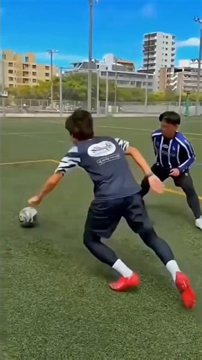 Unlock Easy Football trap skill 🚀✅#football #skills #soccer