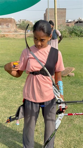 Just a Bow, an Arrow, and Perfect Aim! #archery #shorts