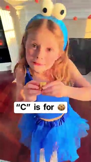 C is for 🍪! #hallieonstage114 #cookiemonster #cisforcookie #halloween #fun