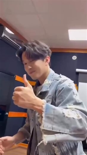 Dimash 🎼 Club | Димаш on Instagram: "@kudaibergenov.dimash Cr. @oral_kosai_baissengir #dimash #димаш #dears #kazakhstan"