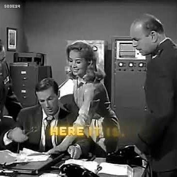 The aliens who came to serve man | The Twilight Zone S03E24