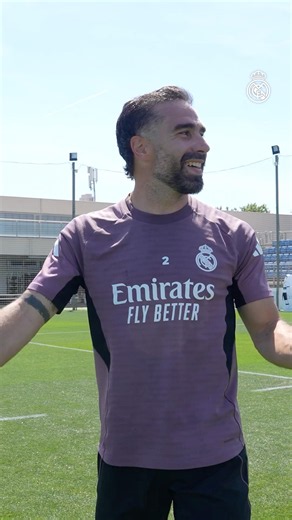 👏 A round of applause for #Carvajal! #RealMadrid #RMCity