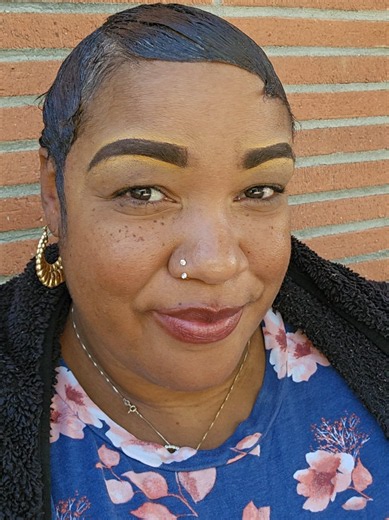 How to Wear a Pixie Gel Down with Short Hair