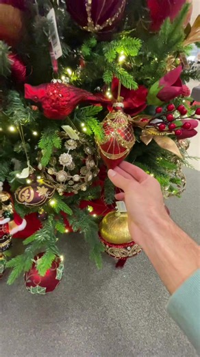 Belk Christmas Ornament Shopping Vlog & A Scary Escalator Moment