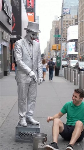 When a Living Statue Scares You in Times Square! 🗽😂 #shorts
